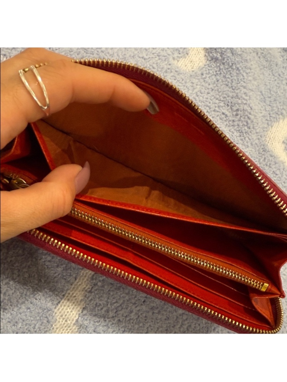 PINK Miu Miu Bright PINK Leather Zip Pouch with Gold Logo - Picture 9 of 11